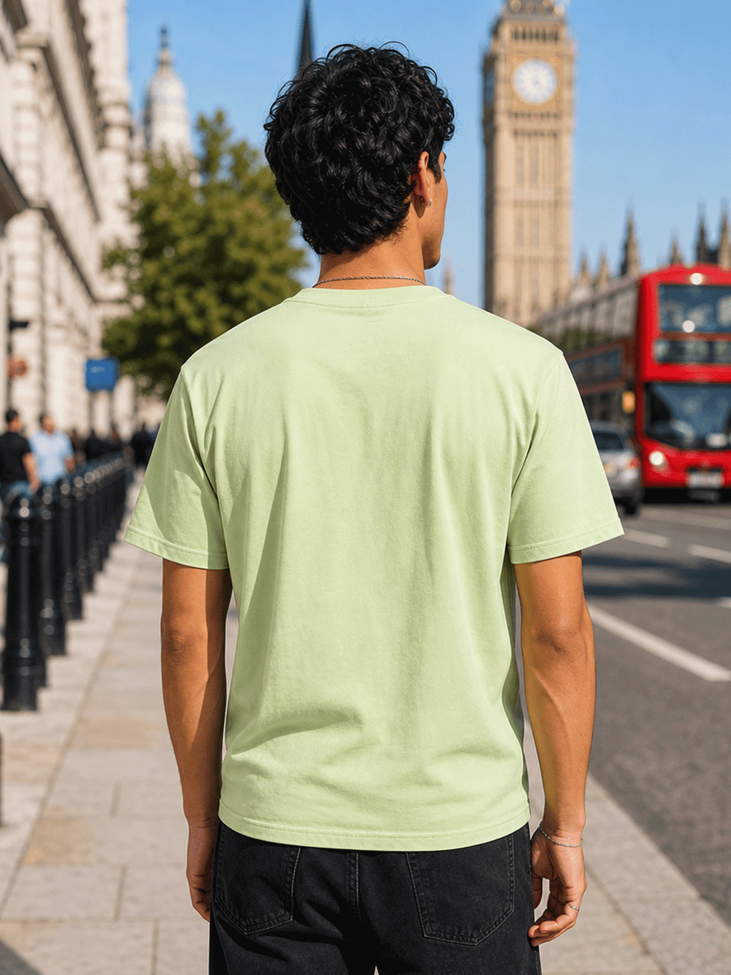 GREEN INNIT T SHIRT