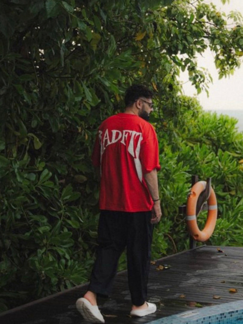 RED WAVE T SHIRT