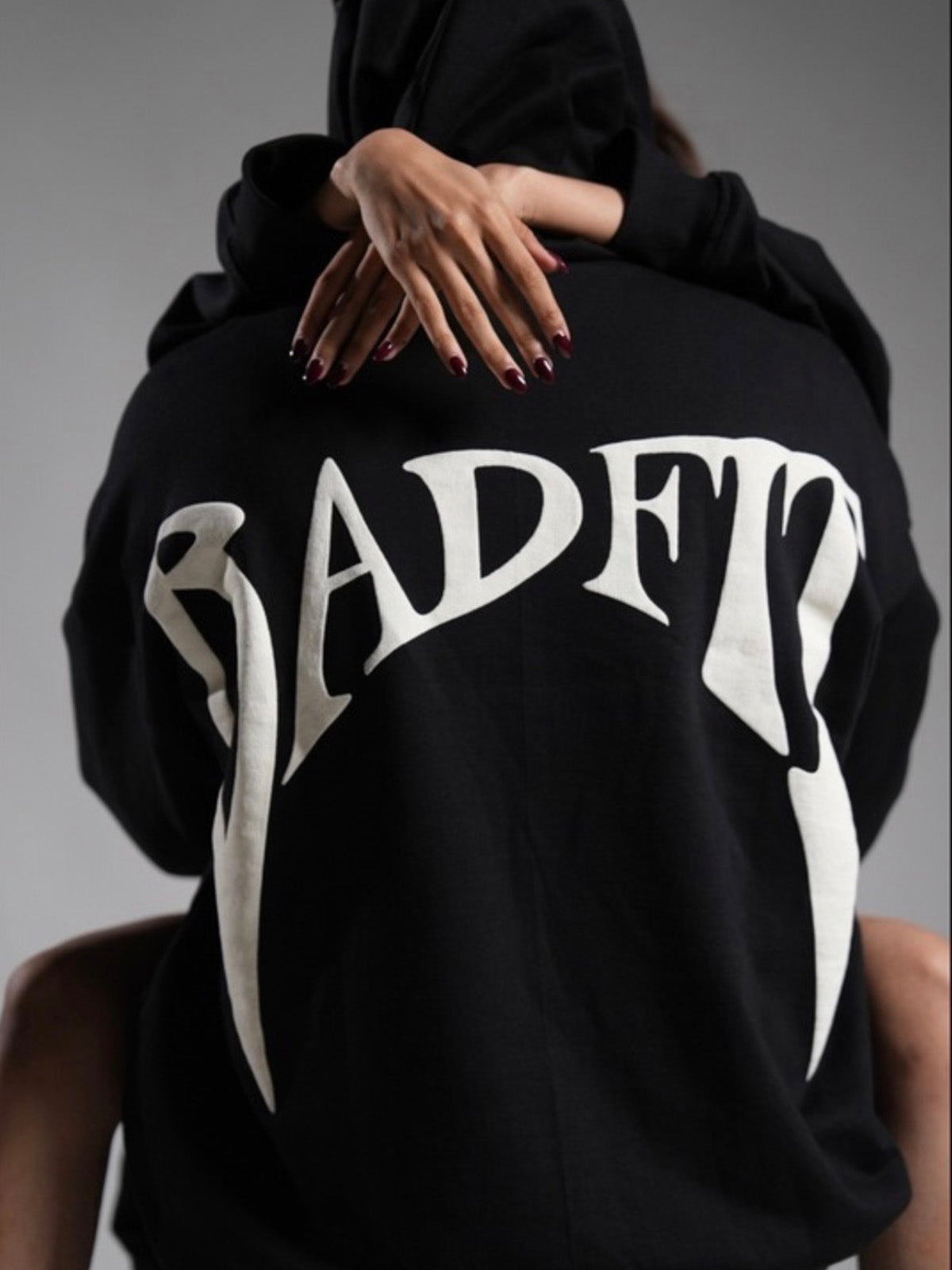 WAVE HOODIE – BLACK