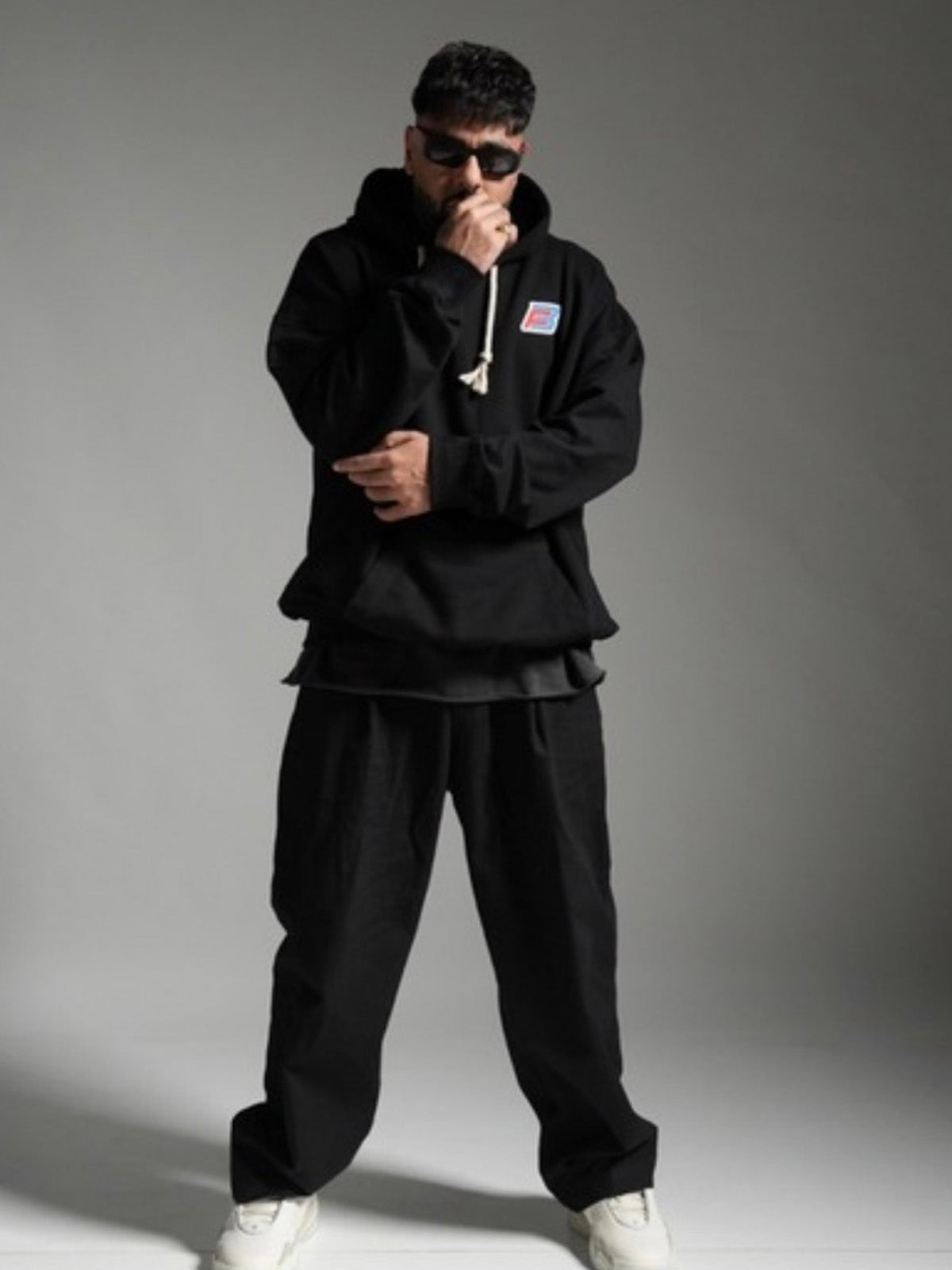 WAVE HOODIE – BLACK