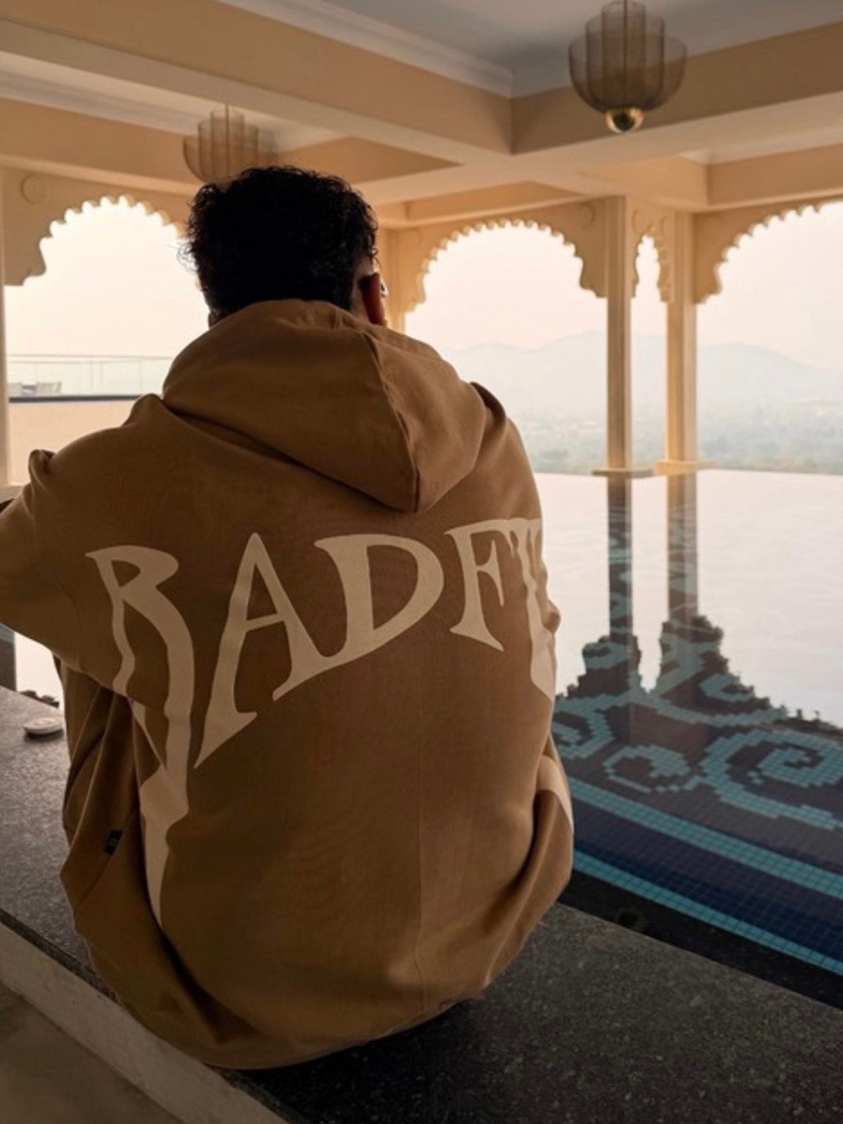 WAVE HOODIE